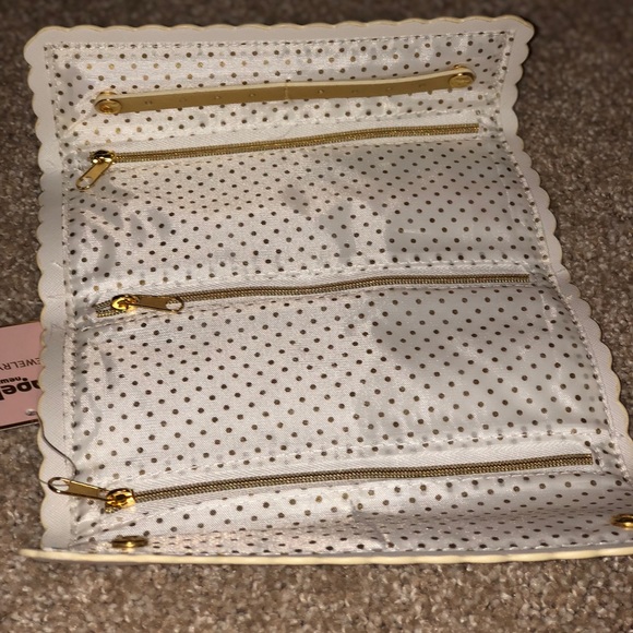 Bride Set - Picture 4 of 8